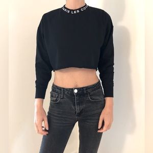 LES COYOTES DE PARIS Liz Cropped Sweatshirt Black, Girls 12, Women’s Small